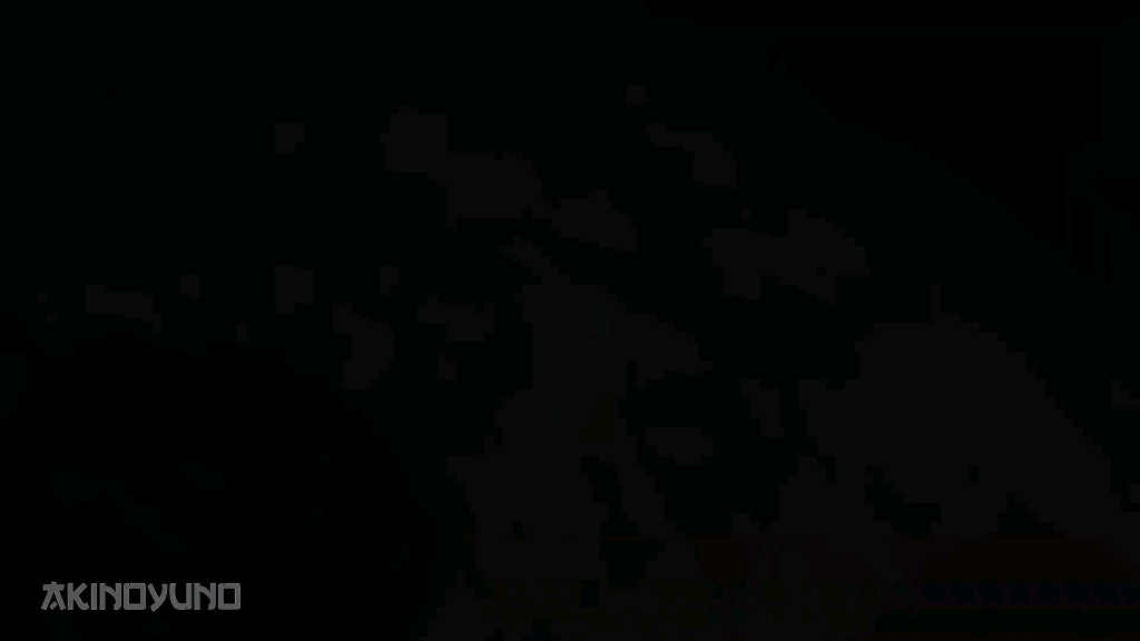 “在你记忆里的我也是否渐渐模糊”