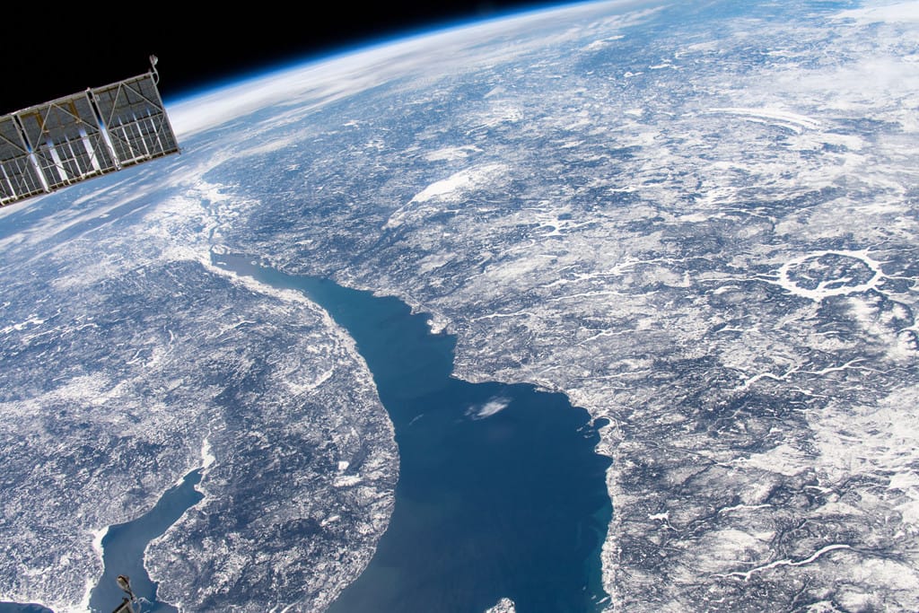 Manicouagan Impact Crater from Space Manicouagan Impact Crater from Space