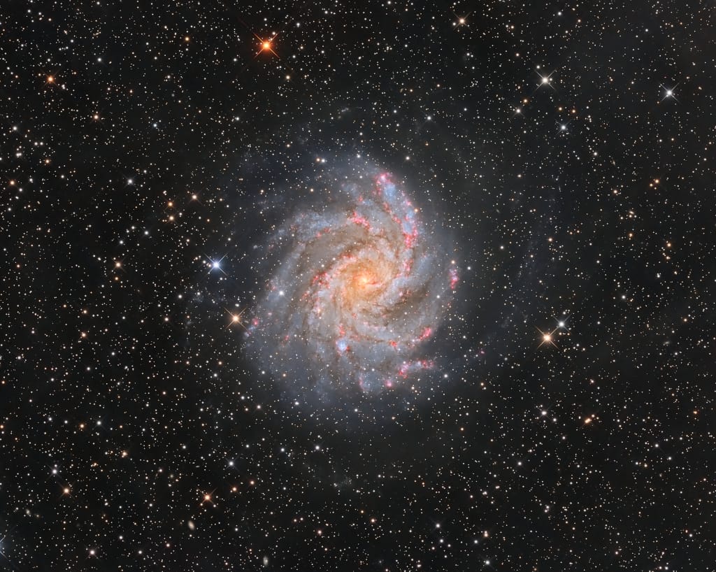 Facing NGC 6946 Facing NGC 6946
