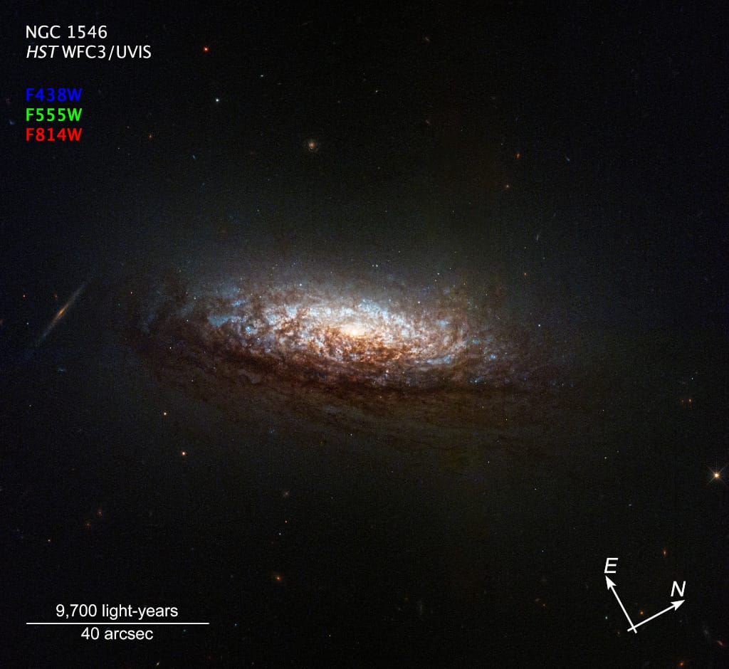 Hubble s NGC 1546 Hubble s NGC 1546