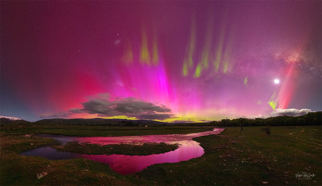 Colorful Aurora over New Zealand Colorful Aurora over New Zealand