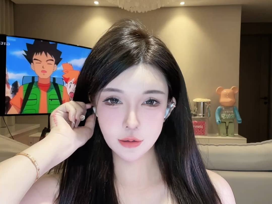 战斗暴龙兽 一起晨练咯 2024 07 16 07 25 27-000_拼合