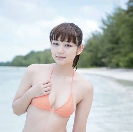 里々佳 セクシー水着グラビア画像