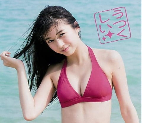 モーニング娘。17 牧野真莉愛 美少女の水着グラビア画像