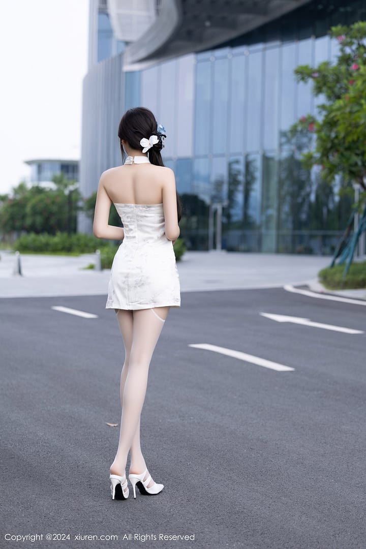 XiuRen第9101期_女神徐莉芝Booty白色连衣裙露白色蕾丝内衣配白丝吊袜诱惑写真90P