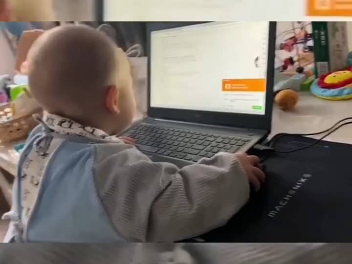 熊孩子的迷惑行为 这样太搞笑了