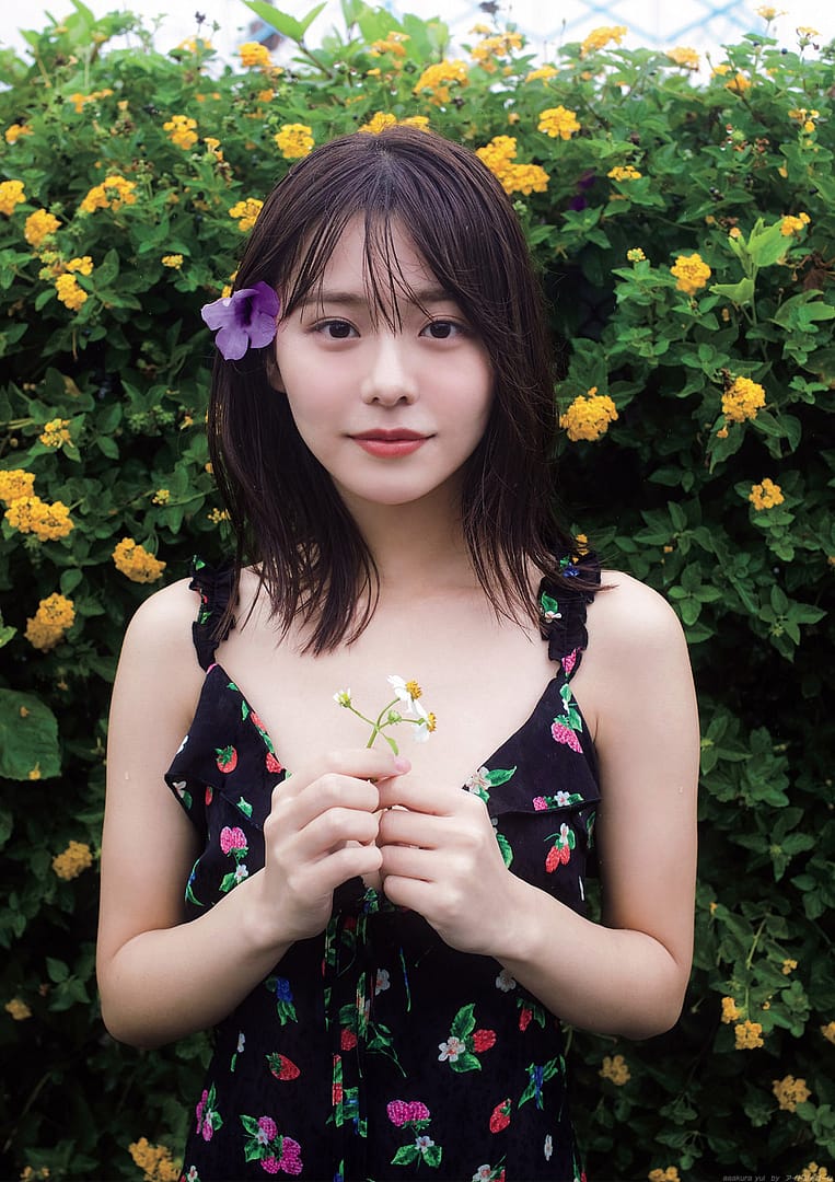 01/27今日のグラビア！浅倉唯 佐野ひなこ 白濱美兎 他、全10名！