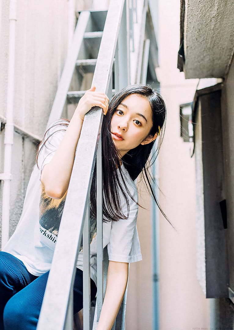 01/21今日のグラビア！伊織もえ 吉田莉桜 ゆうちゃみ 他、全10名！