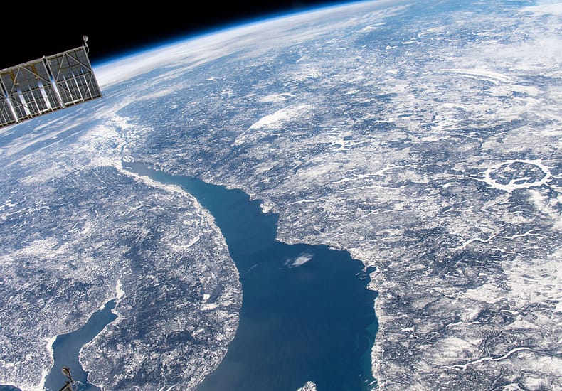 Manicouagan Impact Crater from Space Manicouagan Impact Crater from Space
