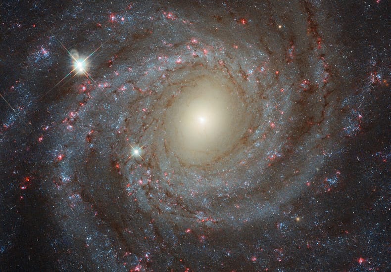 Facing NGC 3344 Facing NGC 3344