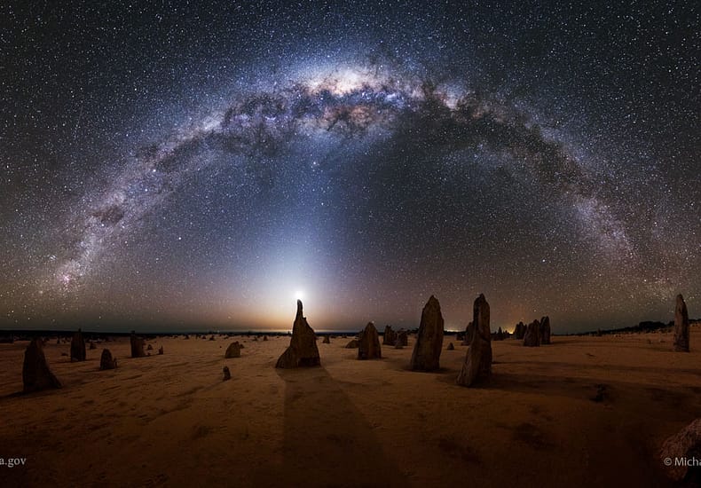Milky Way over the Australian Pinnacles Milky Way over the Australian Pinnacles