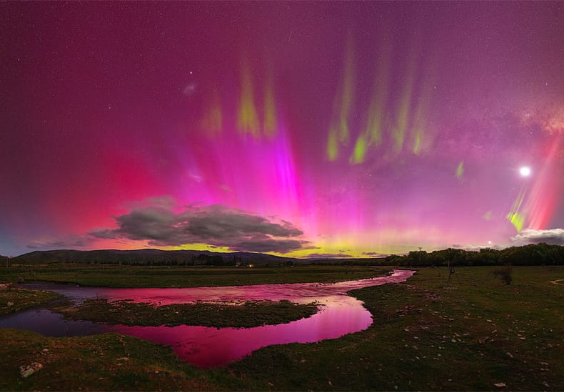 Colorful Aurora over New Zealand Colorful Aurora over New Zealand