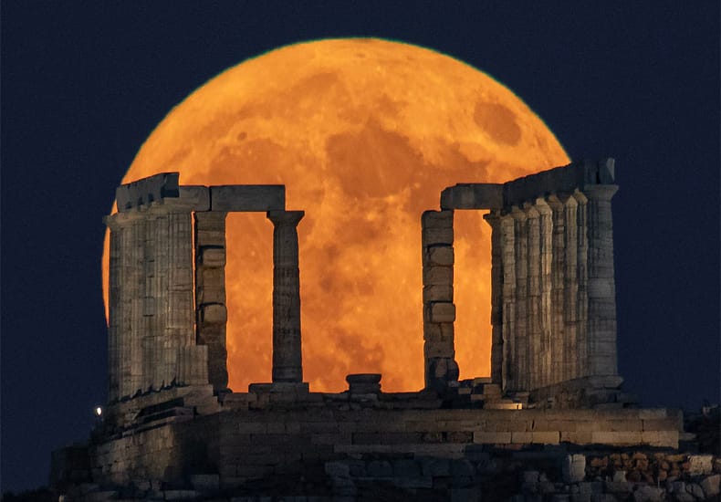 Supermoon Beyond the Temple of Poseidon Supermoon Beyond the Temple of Poseidon
