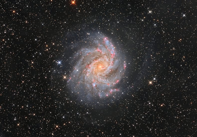 Facing NGC 6946 Facing NGC 6946
