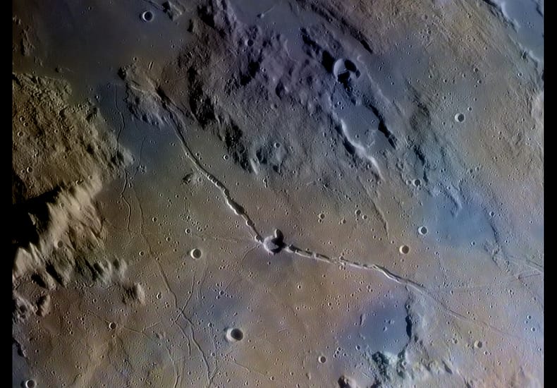 Rima Hyginus