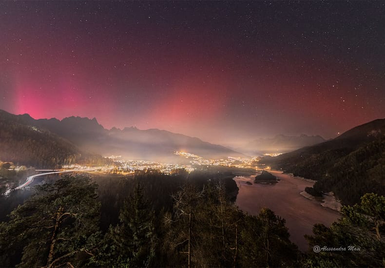 A New Years Aurora and SAR Arc