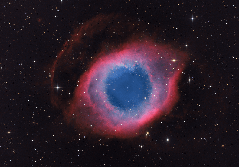 NGC 7293: The Helix Nebula NGC 7293: The Helix Nebula