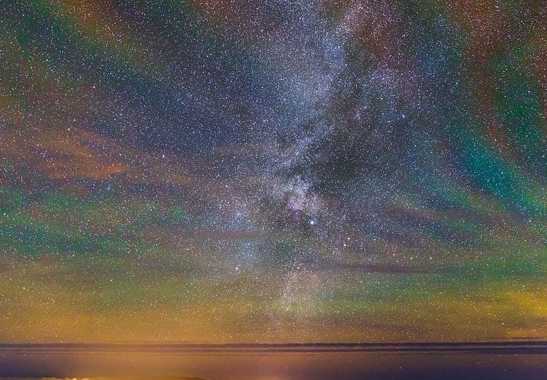 Rainbow Airglow over the Azores