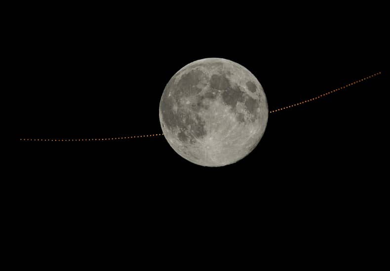 Full Moon, Full Mars Full Moon, Full Mars