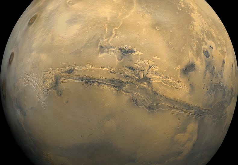 Valles Marineris: The Grand Canyon of Mars Valles Marineris: The Grand Canyon of Mars