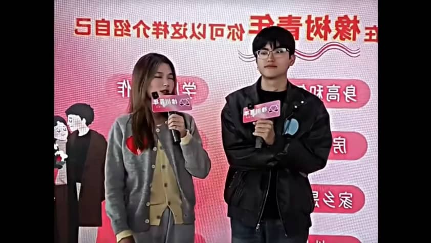 奶奶：坏了，冲我来的，现在要做三个人的饭了[微笑]