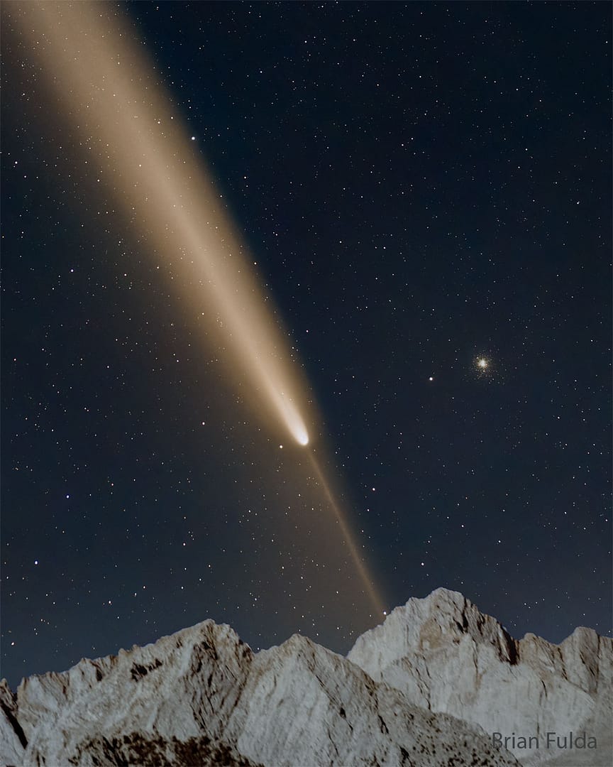 Comet Tsuchinshan ATLAS over California Comet Tsuchinshan ATLAS over California