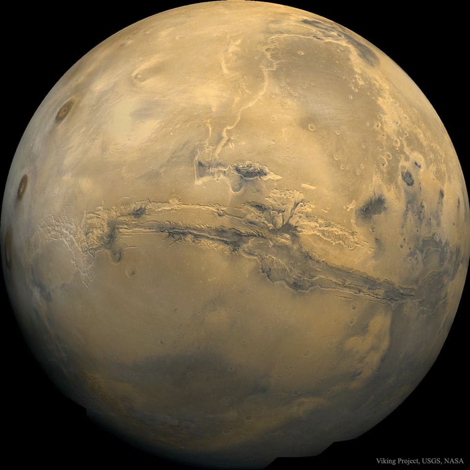 Valles Marineris: The Grand Canyon of Mars Valles Marineris: The Grand Canyon of Mars